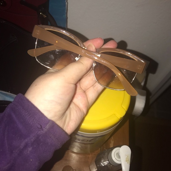 sunglasses - Picture 2 of 2